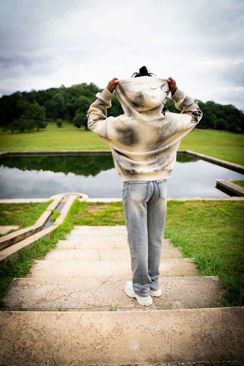 Crème “VLV” Zip-Up Hoodie